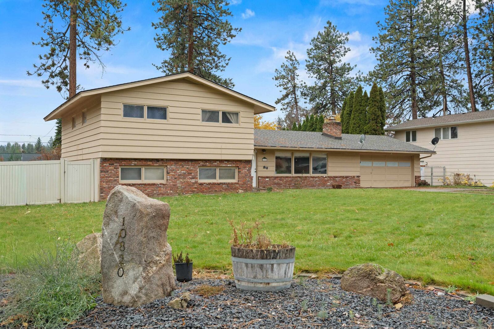 Property Photo: 10820 E 22nd Ave WA 99206