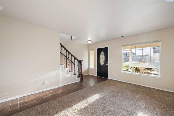 Property Photo:  2510 W 35th Avenue  WA 99352-8840 