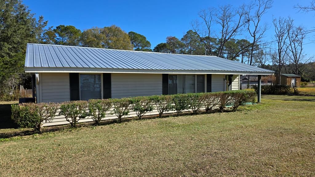 Property Photo:  800 Clifford  GA 31720 