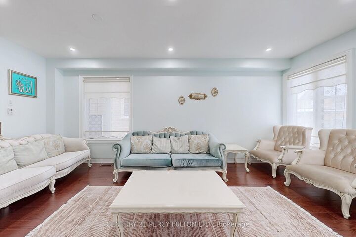 Photo de la propriété:  11 Sinatra Street  ON L6R 4B3 