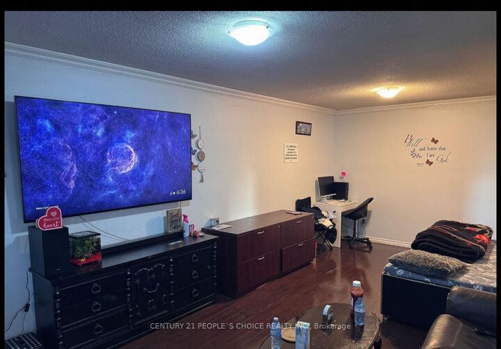 Property Photo:  7221 Sigsbee Drive  ON L4T 3L6 
