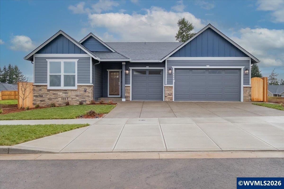 Property Photo:  6696 Maddie Nichole St SE  OR 97306 