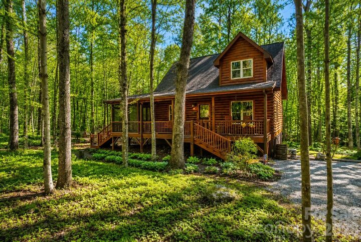 Property Photo: 204 Mountain Vista Drive NC 28761