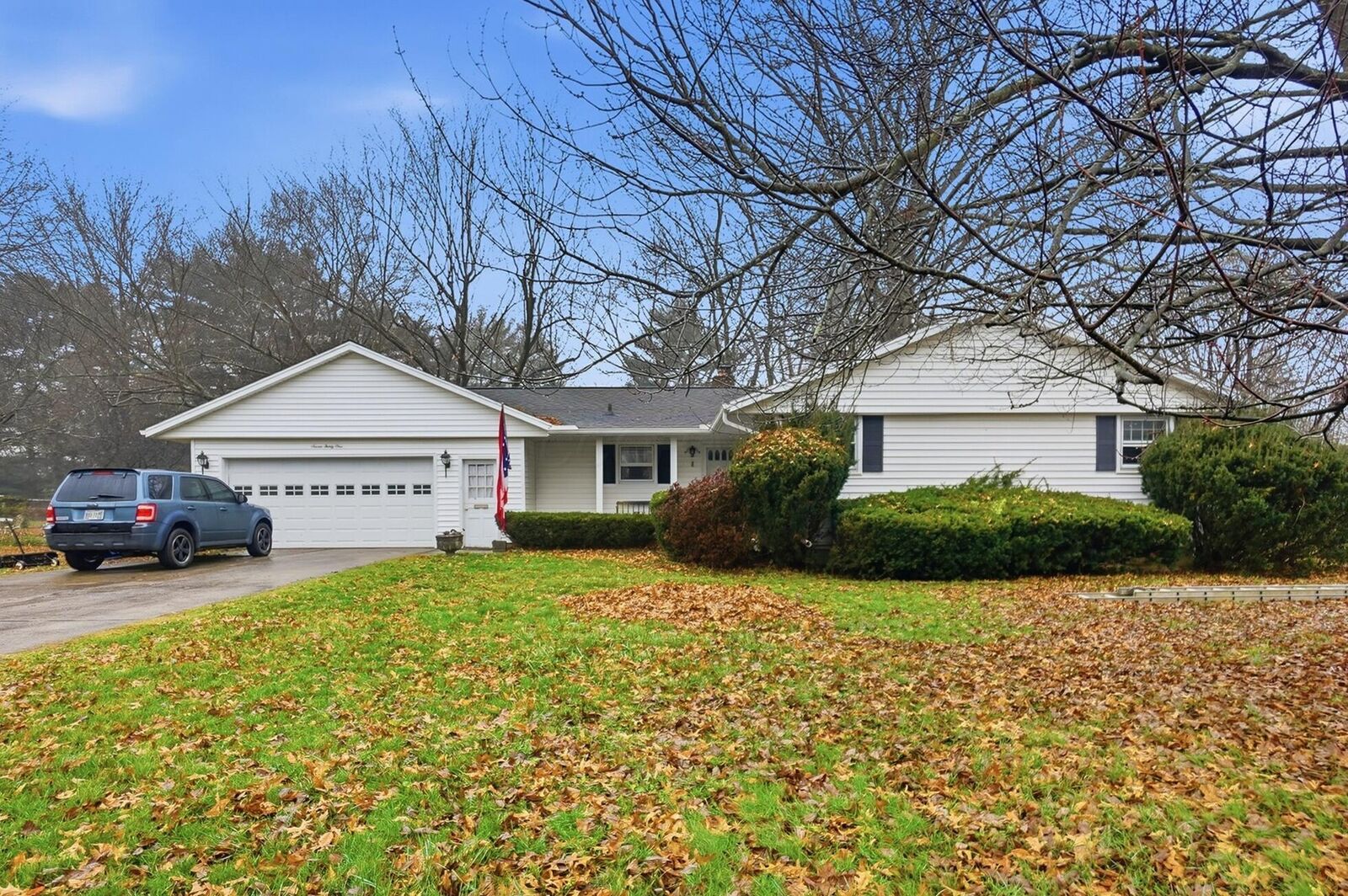 Property Photo: 731 Grafton Road OH 43055