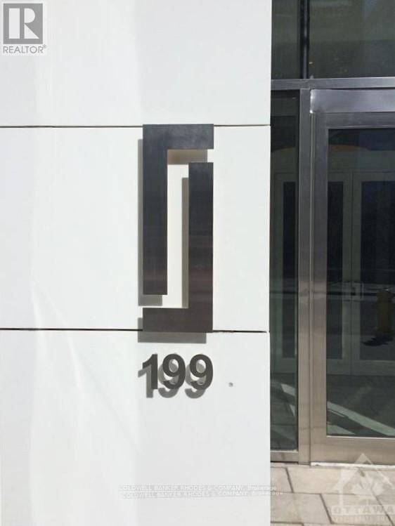 Property Photo:  199 Slater Street 2012  ON K1P 0C8 