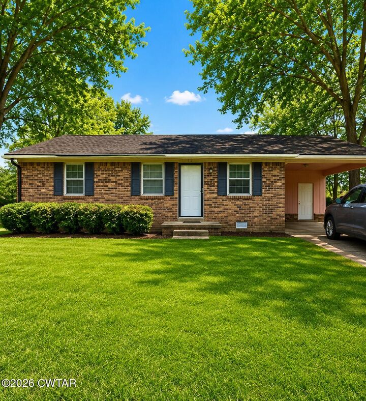 Property Photo:  1126 Highland Street  TN 38012 