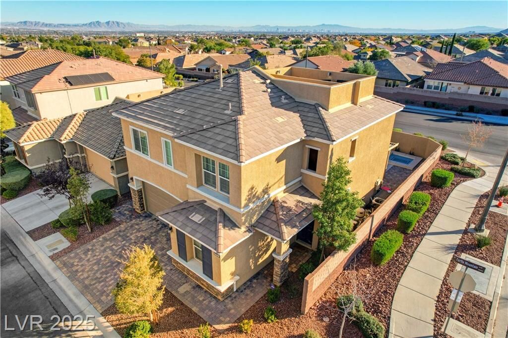 Property Photo:  10427 Turtle Mountain Avenue  NV 89166 