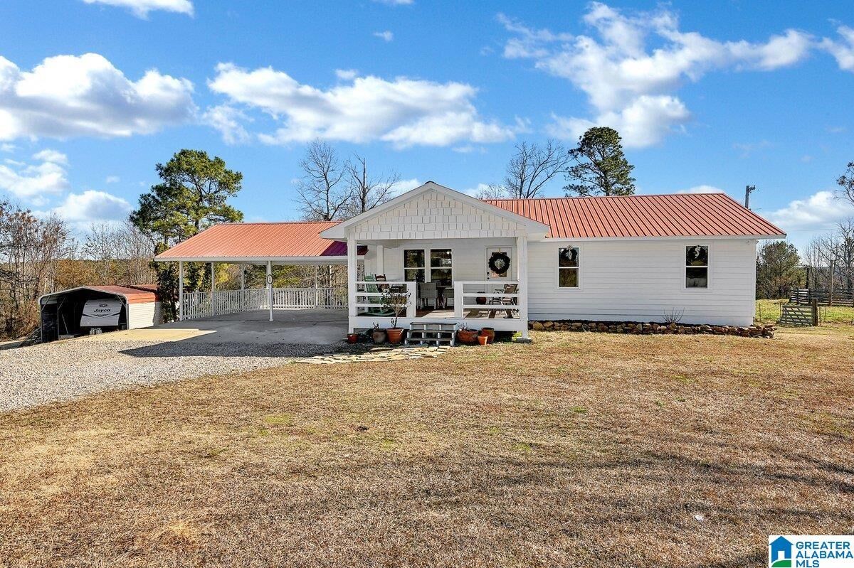 Property Photo:  157 County Road 83  AL 35033 