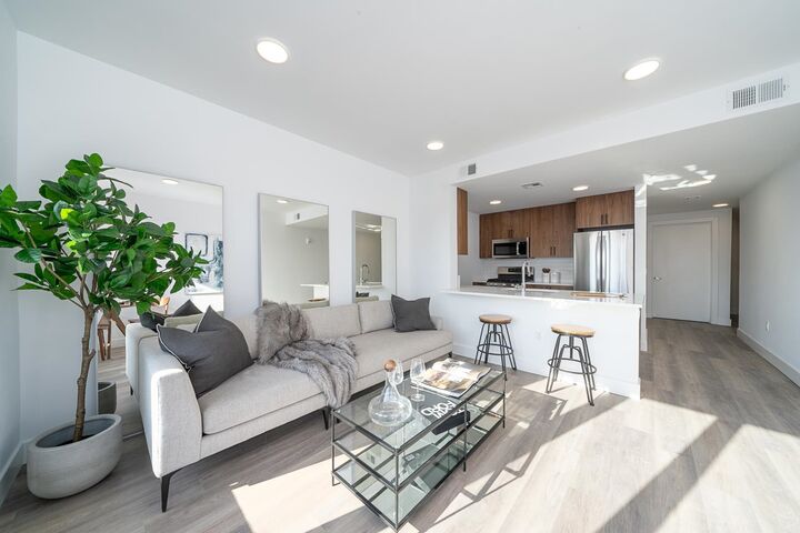 Property Photo:  1415 Manhattan Ave 410  NJ 07087 