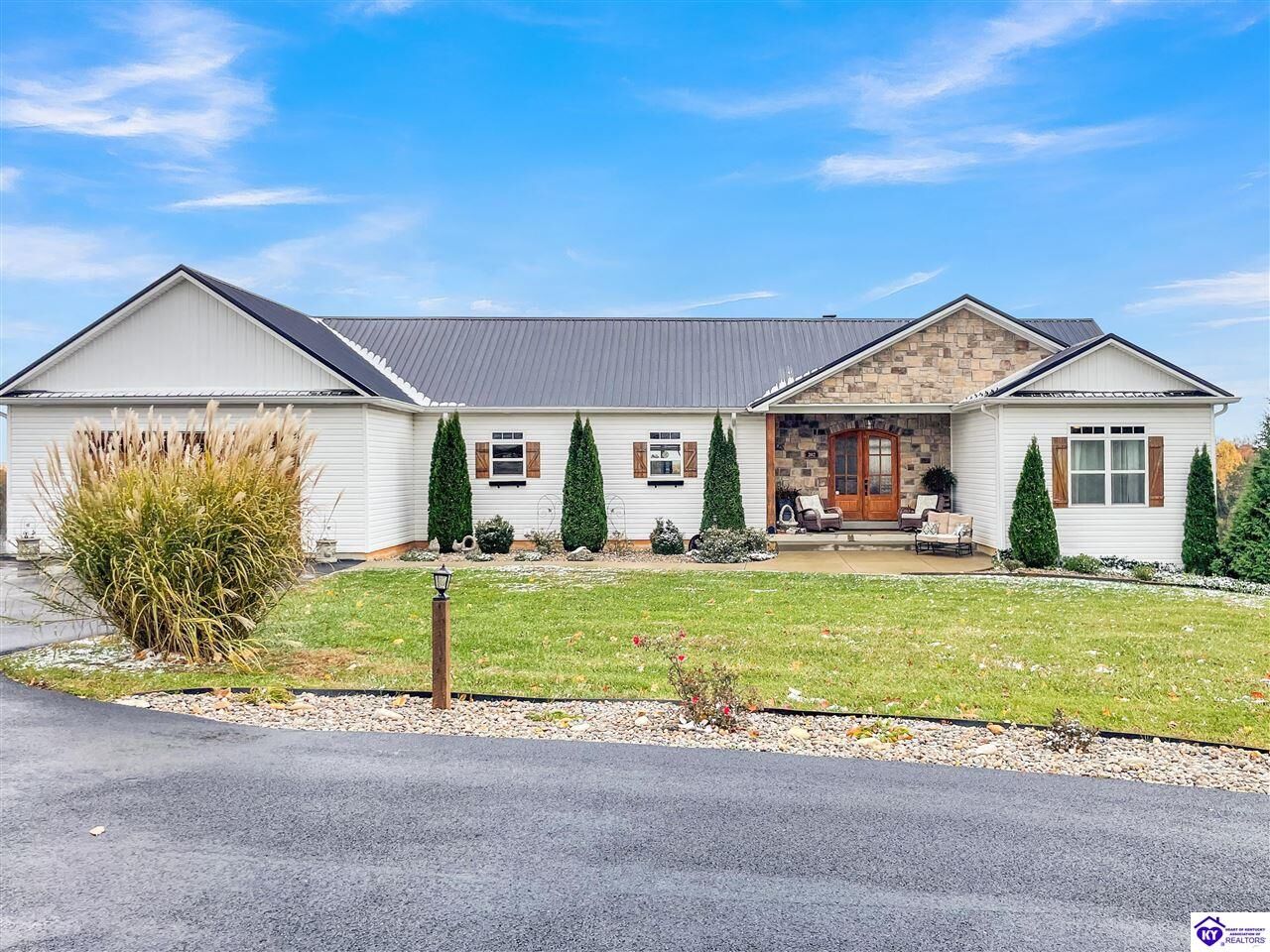 Property Photo:  202 McMillian Loop  KY 42701 