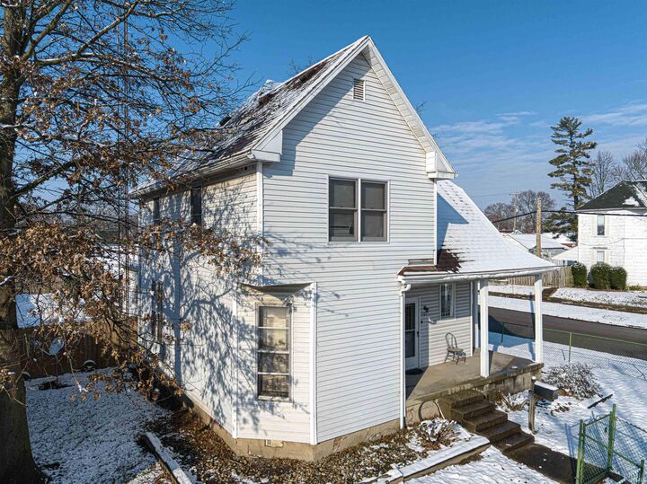 Property Photo: 701 S Gibson Street IN 47670