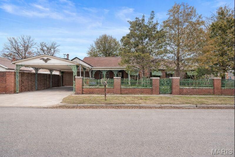 Property Photo:  110 E Main Street  MO 63851 