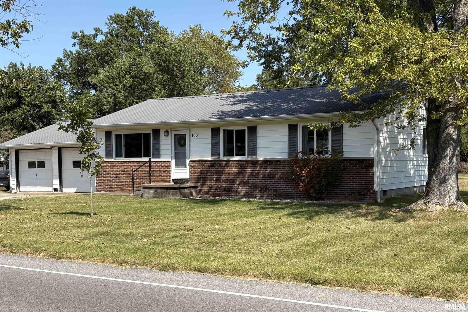 Property Photo: 100 N 35th Street IL 62948