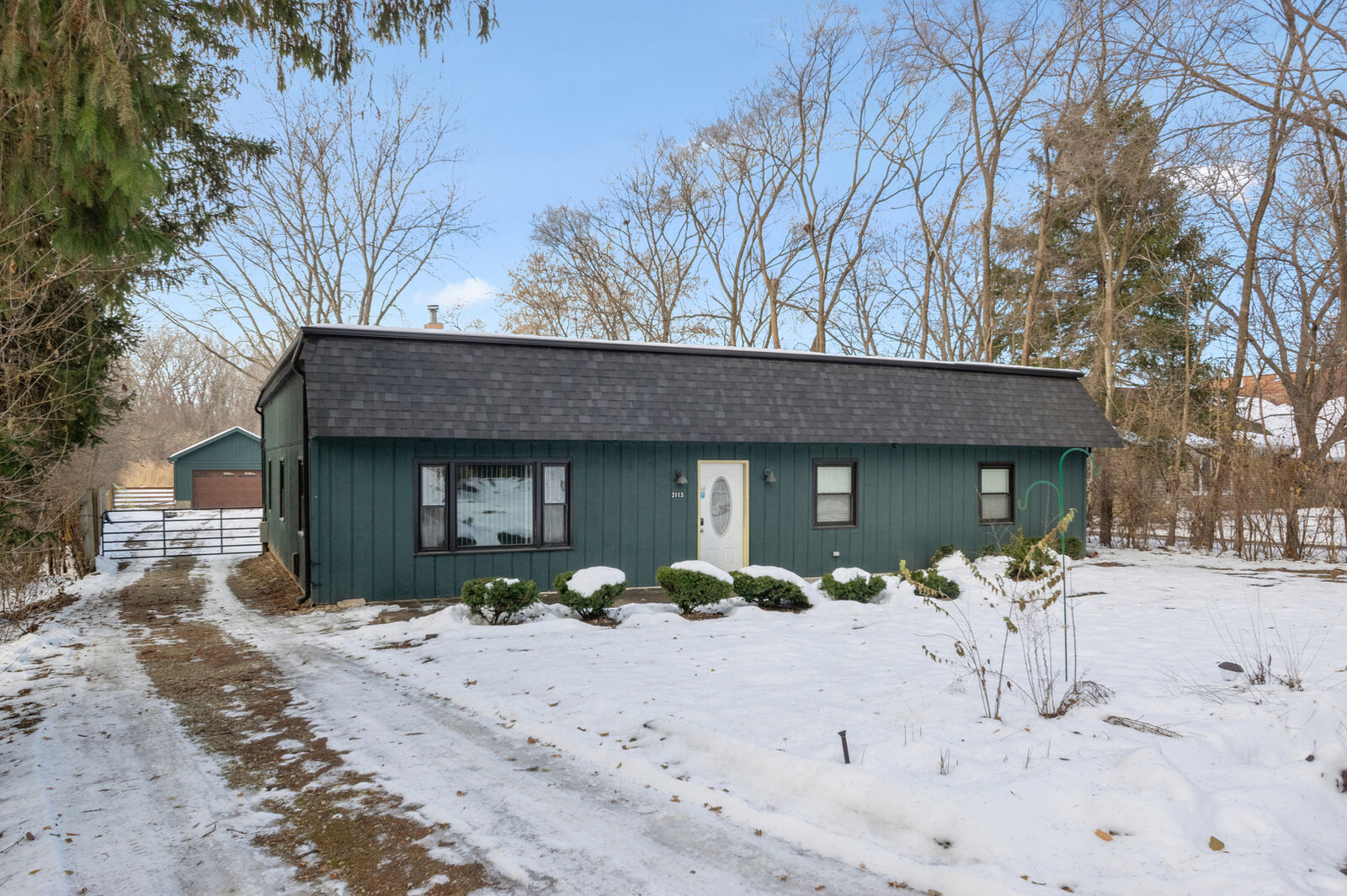 Property Photo:  2113 Highwood Road  IL 60051 
