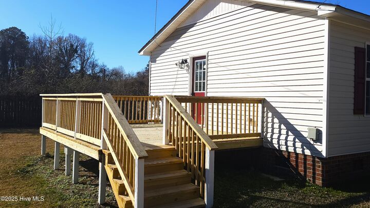 Property Photo: 809 1st Street E NC 27910