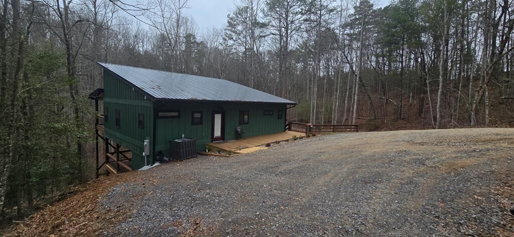 Property Photo:  307 Ross Road  GA 30559 