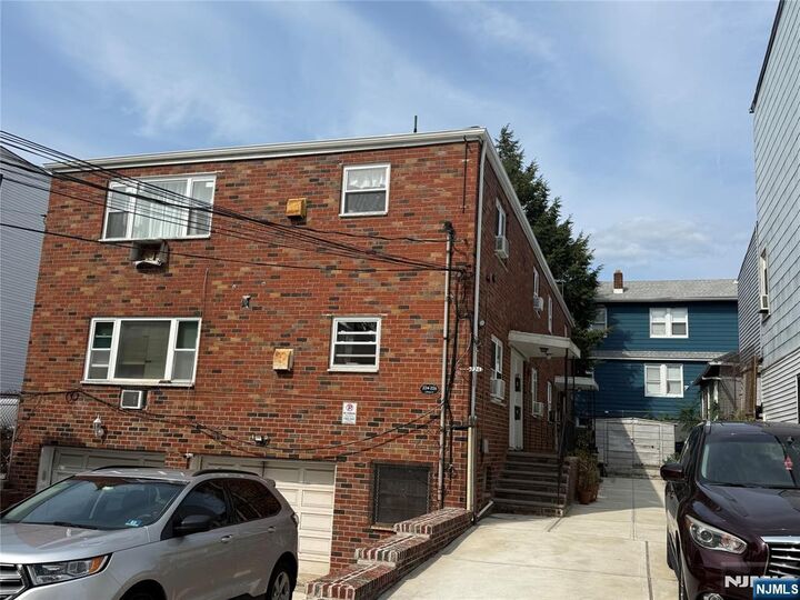 Property Photo:  226 Clinton Street 224  NJ 07522 
