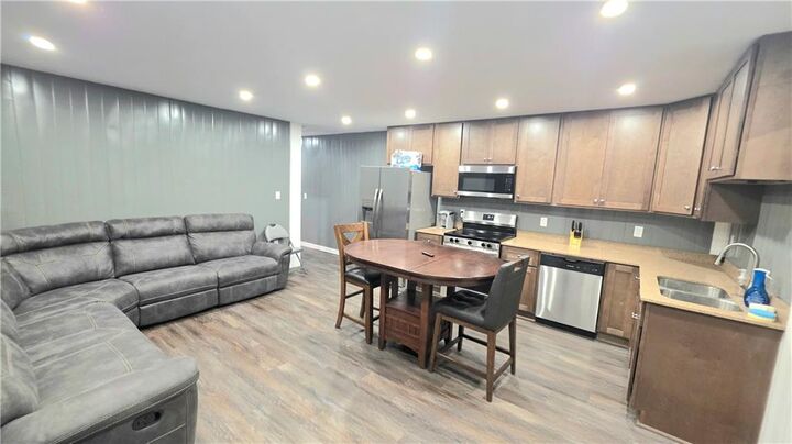 Property Photo:  115 Apricot Street B  LA 70037 