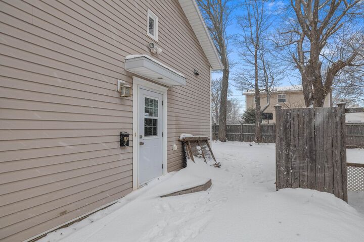 Property Photo:  181 Milton Avenue  PE C1N 1V1 