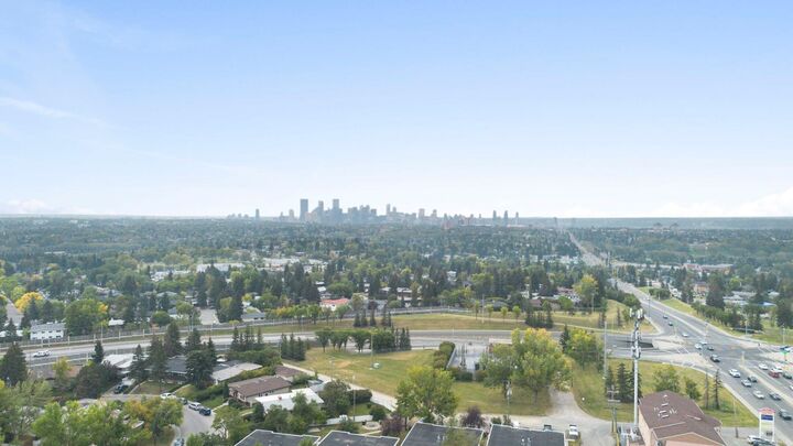 Photo de la propriété:  4440 14 Street NW 301  AB T2K 1J5 