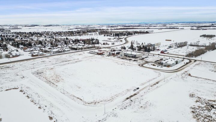 1000 Shantz Drive — photo 1