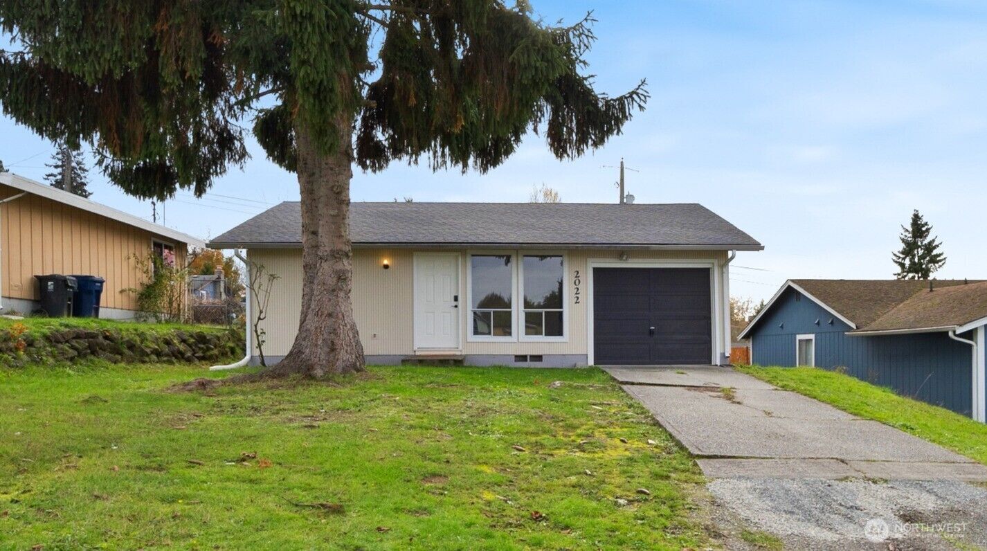 Property Photo:  2022 E 36th Street  WA 98404 