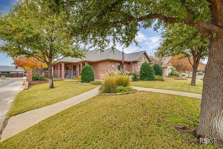 Property Photo:  5533 Club Park Way  TX 76904 