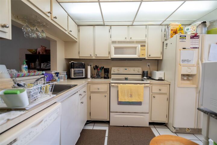 Property Photo: 11310 SW 122nd Pl 11310 FL 33186