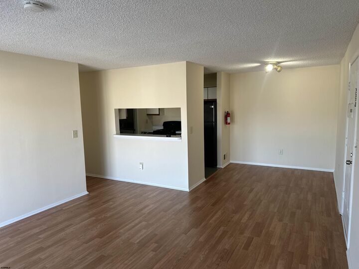 Property Photo: 203 Colonial Ct 203 NJ 08205