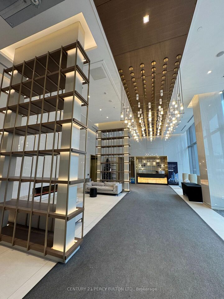 Property Photo:  8 Olympic Gardens Drive 511  ON M2M 0B9 