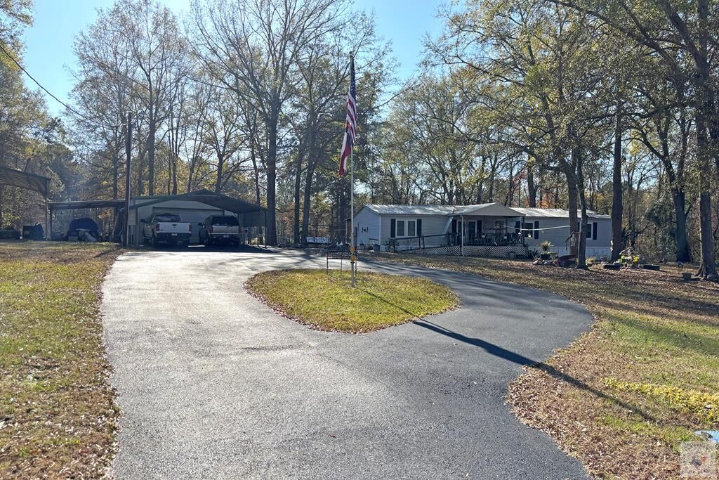 Property Photo:  3921 Fm 3098  TX 75567 