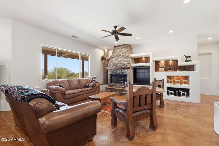 Property Photo:  16206 E Windstone Trail  AZ 85262 