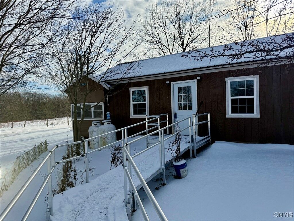 Property Photo:  2793 State Route 104  NY 13114 