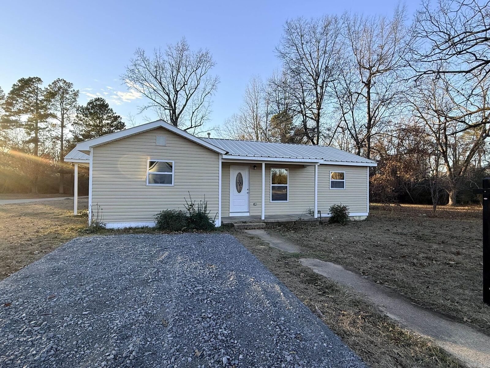 Property Photo:  719 Beatrice St.  AR 71742 