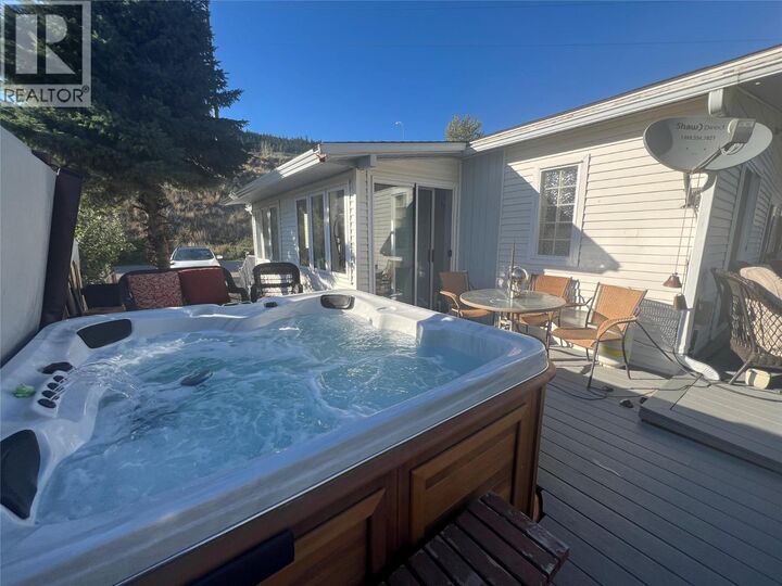 Property Photo: 1401 Nicola Avenue 18 BC V1K 1L8