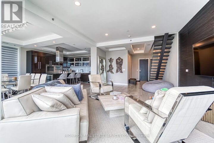 Property Photo:  220 George Street 1105  ON M5A 2N1 