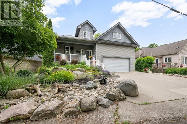 Property Photo:  210 Cornell Drive East  ON N5L 1A5 