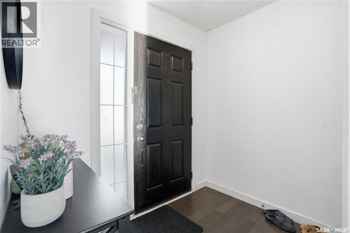 Property Photo:  106 410 Ledingham Way  SK S7V 0C4 