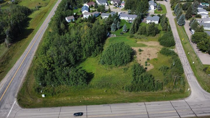 Property Photo:  488  Lakeside Drive  AB T7Z 2T7 