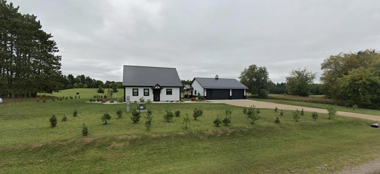 Property Photo:  E2907 County Road Gg  WI 54945 