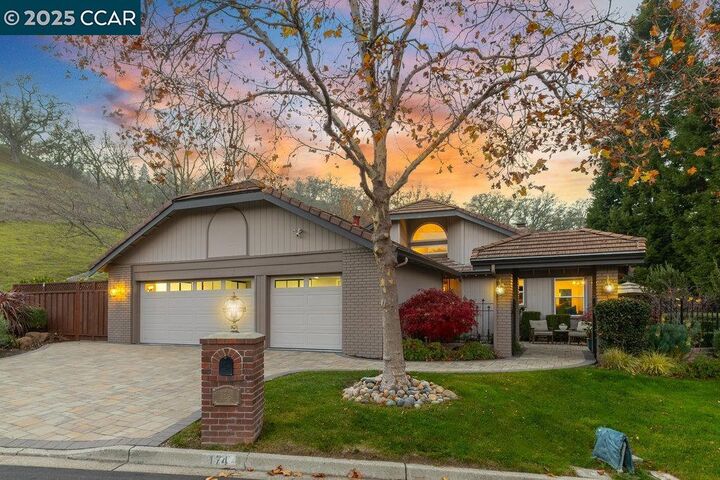 Property Photo:  174 Oakridge Dr  CA 94506 