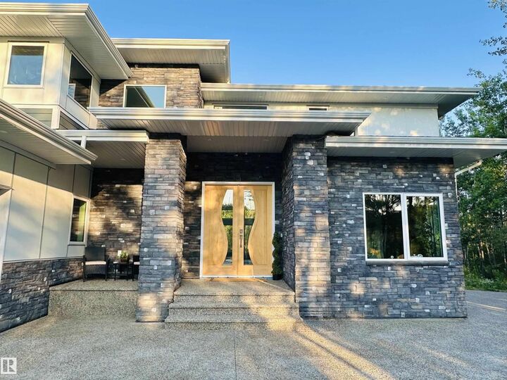 Property Photo:  51025 Range Road 222 32  AB T8C 1J5 