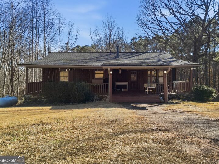 Property Photo: 8176 E Highway 5 GA 30185
