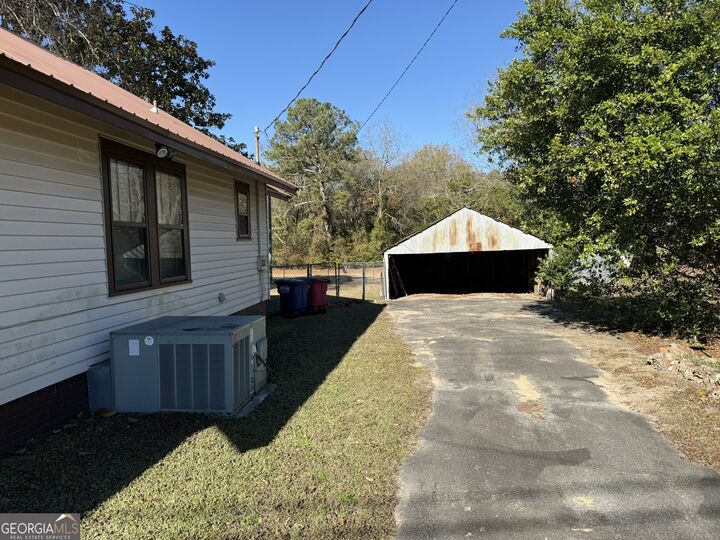 Property Photo: 3020 Millerfield Road GA 31217
