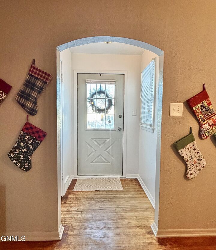 Property Photo: 105 12th Avenue NW ND 58554