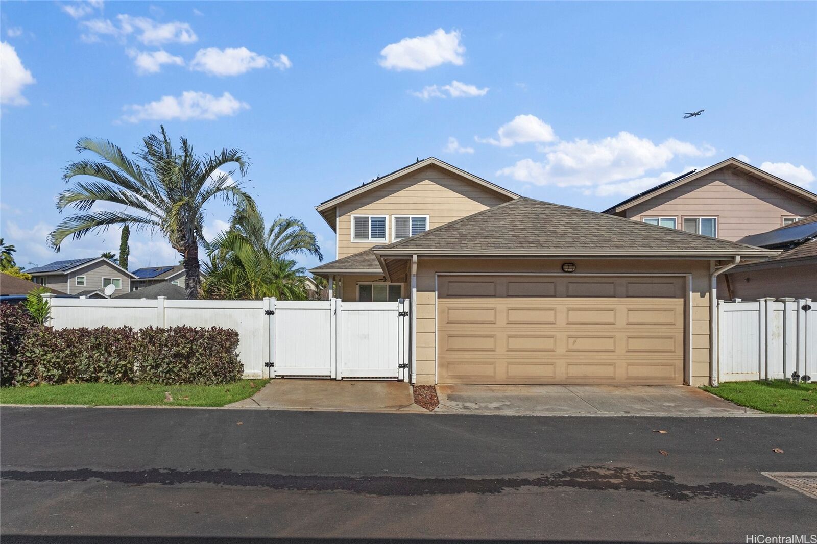 Property Photo:  91-1111 Kaiko Street  HI 96706 
