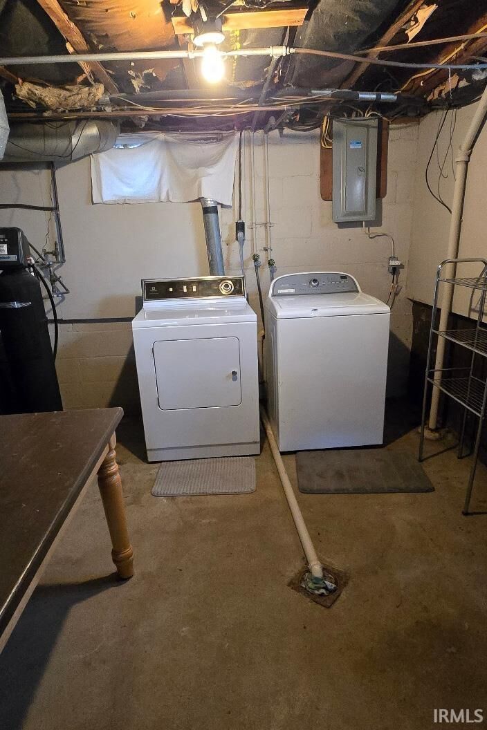 Property Photo:  505 Polk Street  IN 46750 