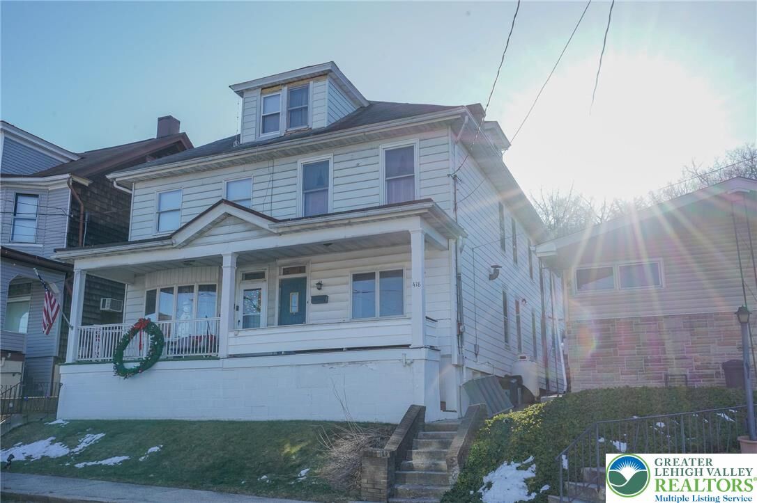 Property Photo:  418 Arlington Street  PA 18252 