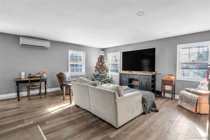 Property Photo:  11 Seward Lane  NY 11790 
