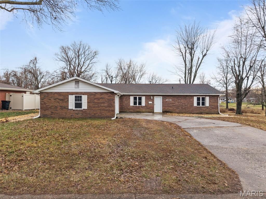 Property Photo:  2638 Angela Drive  IL 62040 